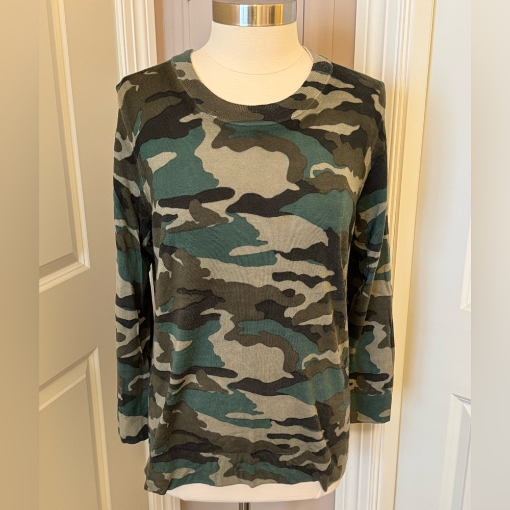 J.CREW Camo Swester